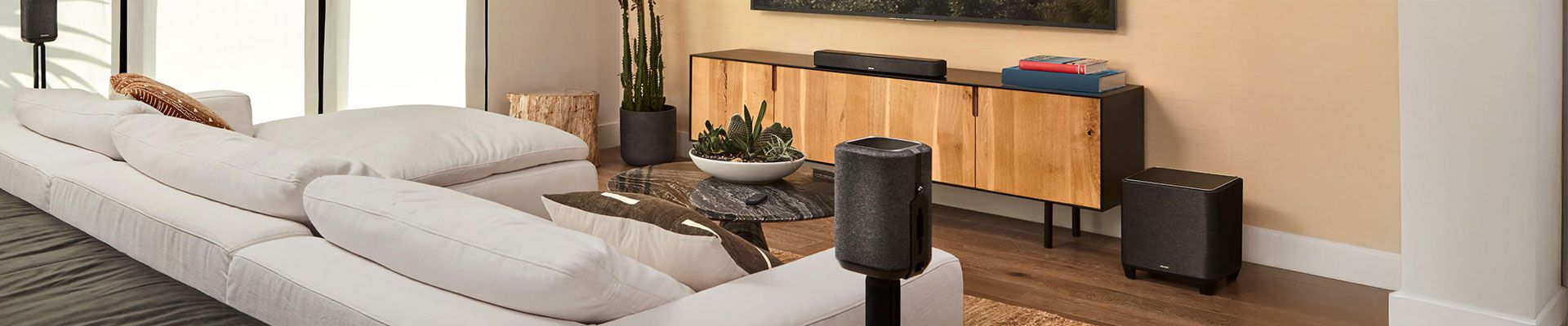 Von Soundbar bis Raumklang: Wie Sie sich Ihr kabelloses Denon Heimkino bauen.